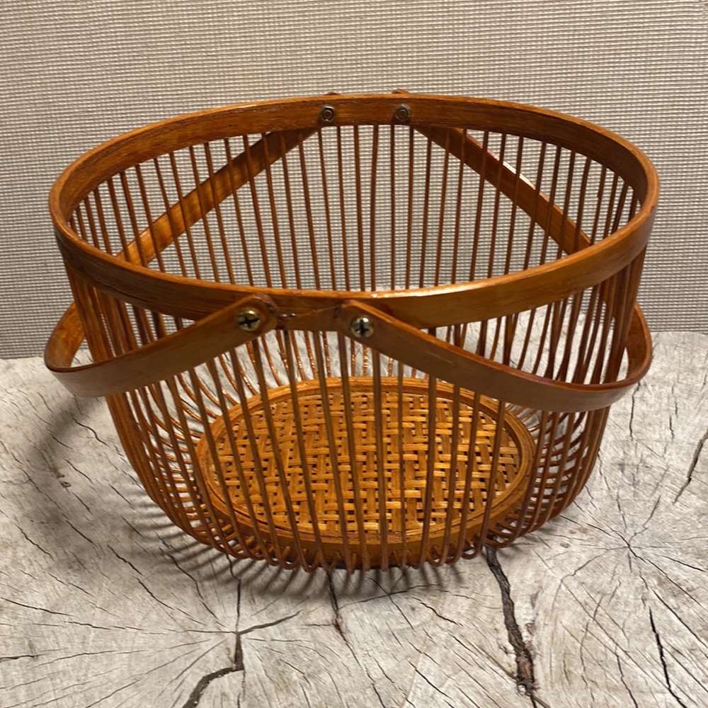 Wicker Basket - Picture 6 of 7